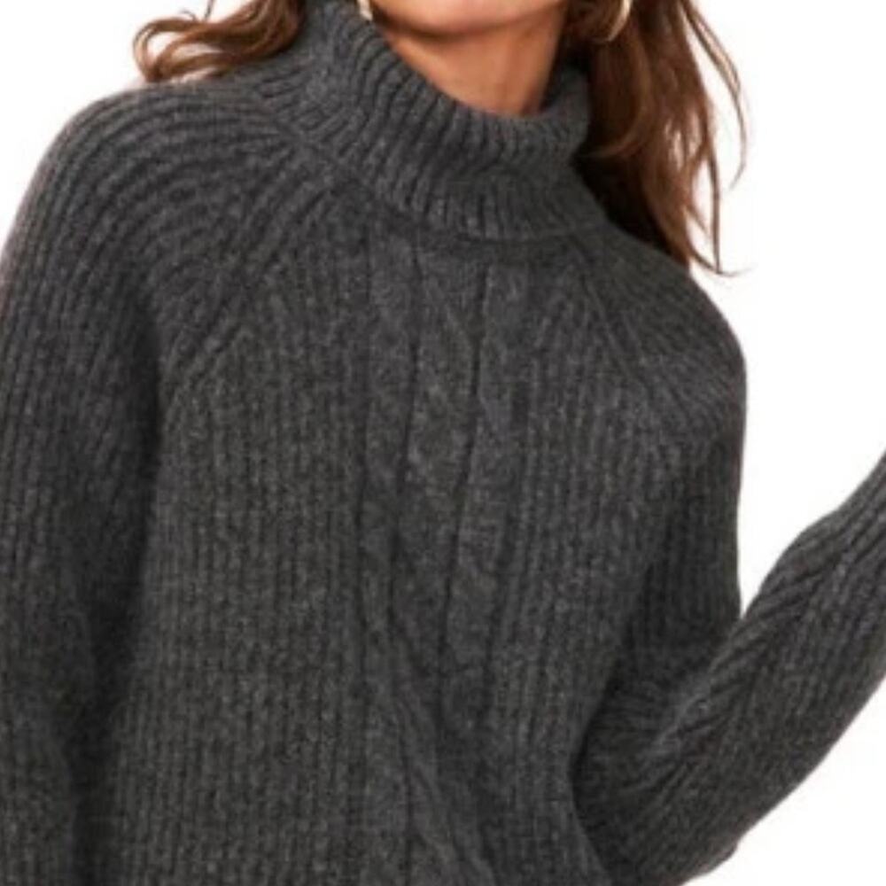 1. State Back Cutout Turtleneck Sweater - Gray Size XS